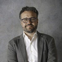 Dr. Carlos Olaya González